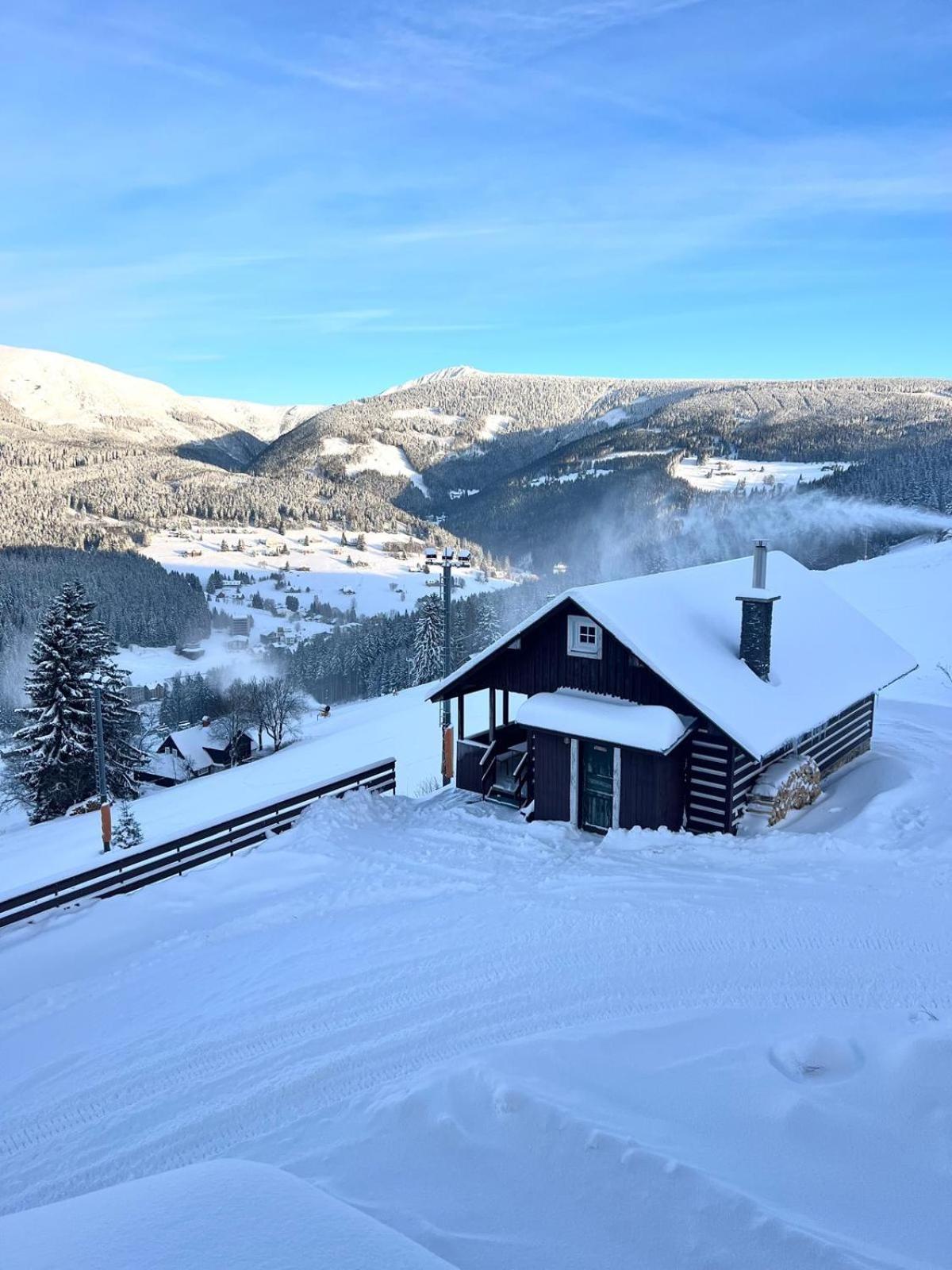 Hotel Horský hotýlek Bílá Labuť Pec pod Sněžkou Exterior foto