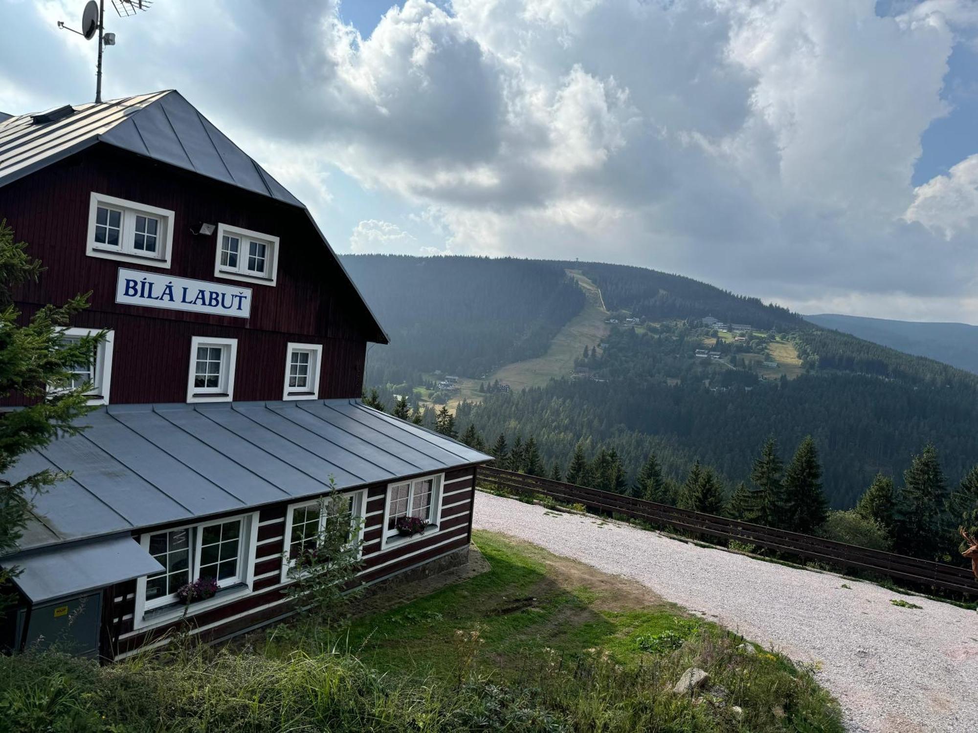 Hotel Horský hotýlek Bílá Labuť Pec pod Sněžkou Exterior foto