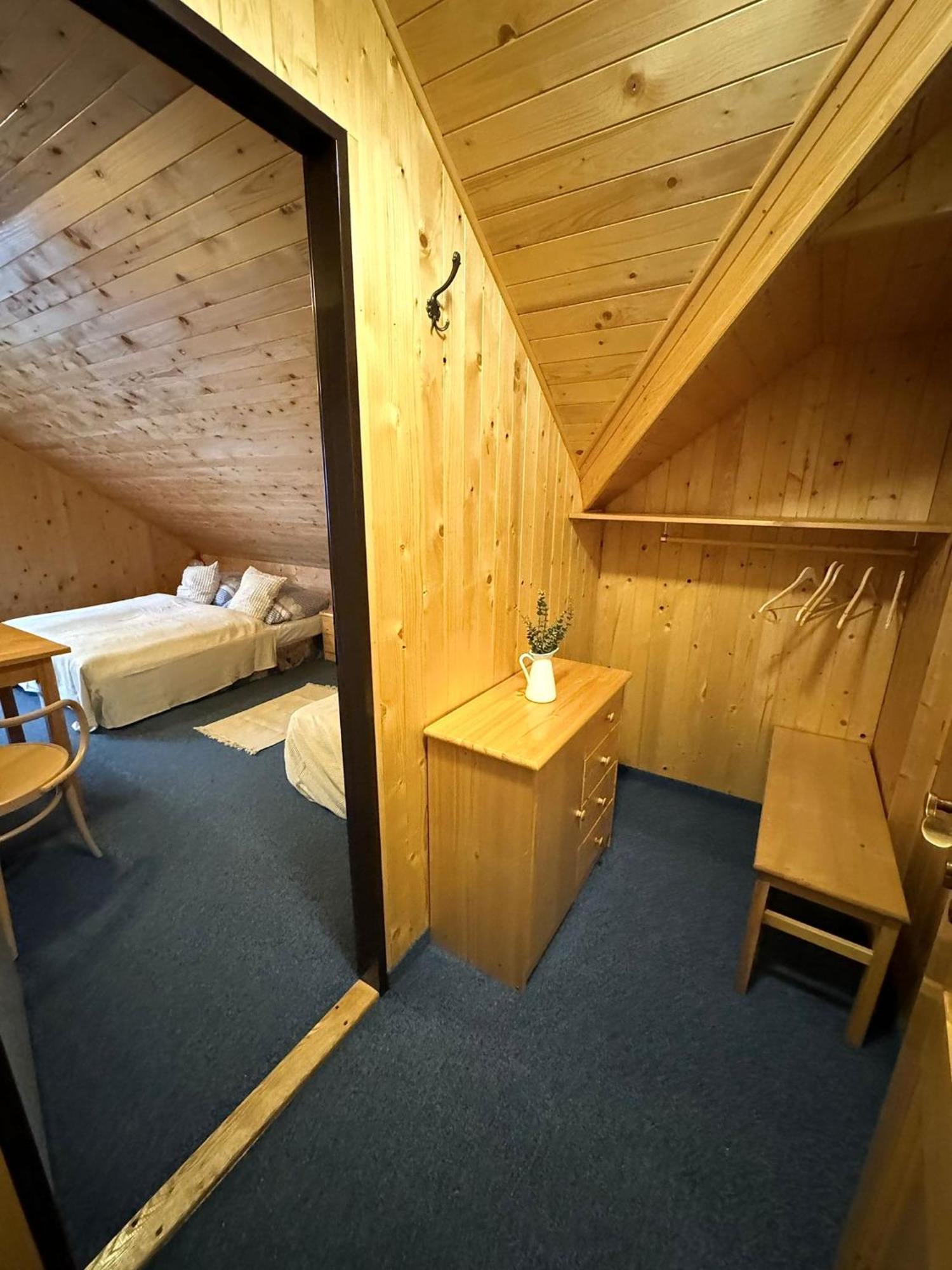 Hotel Horský hotýlek Bílá Labuť Pec pod Sněžkou Habitación foto